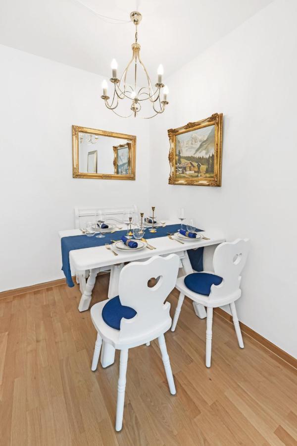 Zwei Zimmer Wohnung Im Stadtzentrum Mit Tiefgaragenplatz Munich Luaran gambar